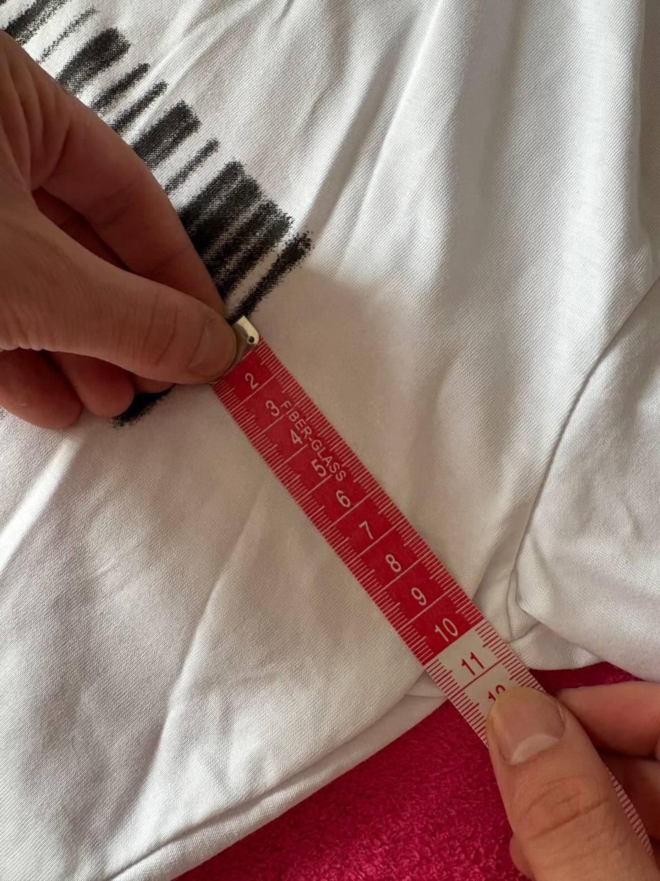 SARAH AGGEL BARCODE TEE